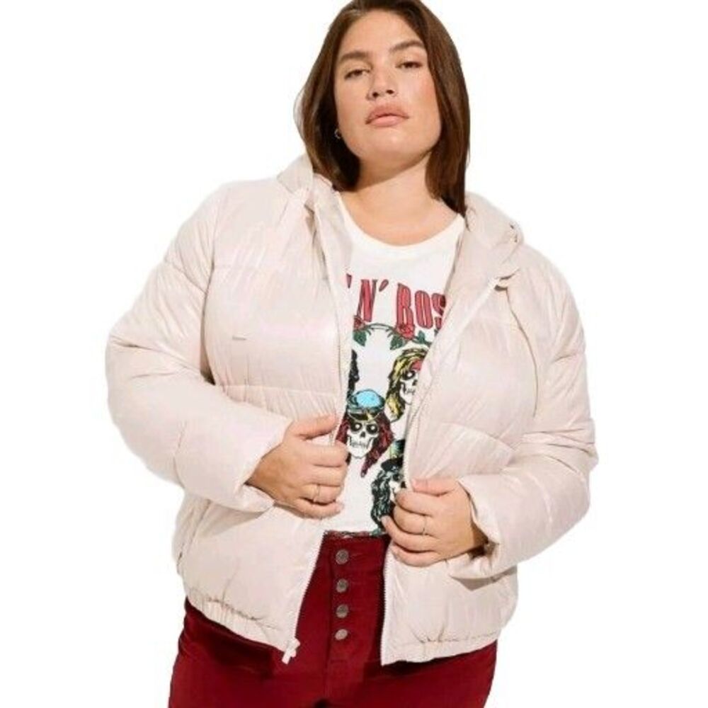 0, L, 12 Torrid Puffer Jacket Hooded Champagne Semi Cropped Coat  NEW